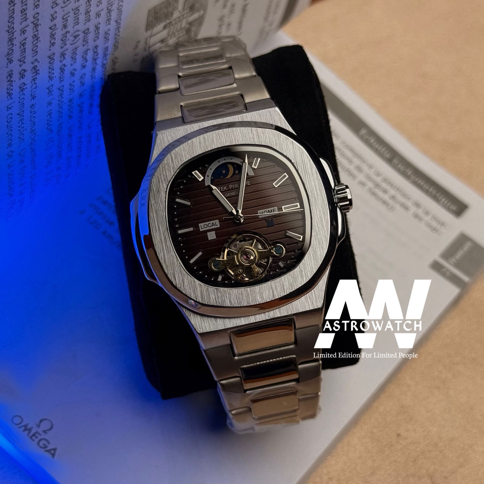 P.P NAUTILUS TOURBILLON MOONPHASE AUTOMATIC CHOCOLATE — photograph 3