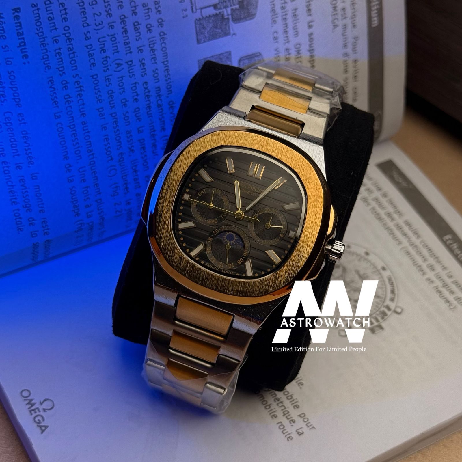 P.P NAUTILUS PREPETUAL CALENDAR TWO TONE BLACK — photograph 3
